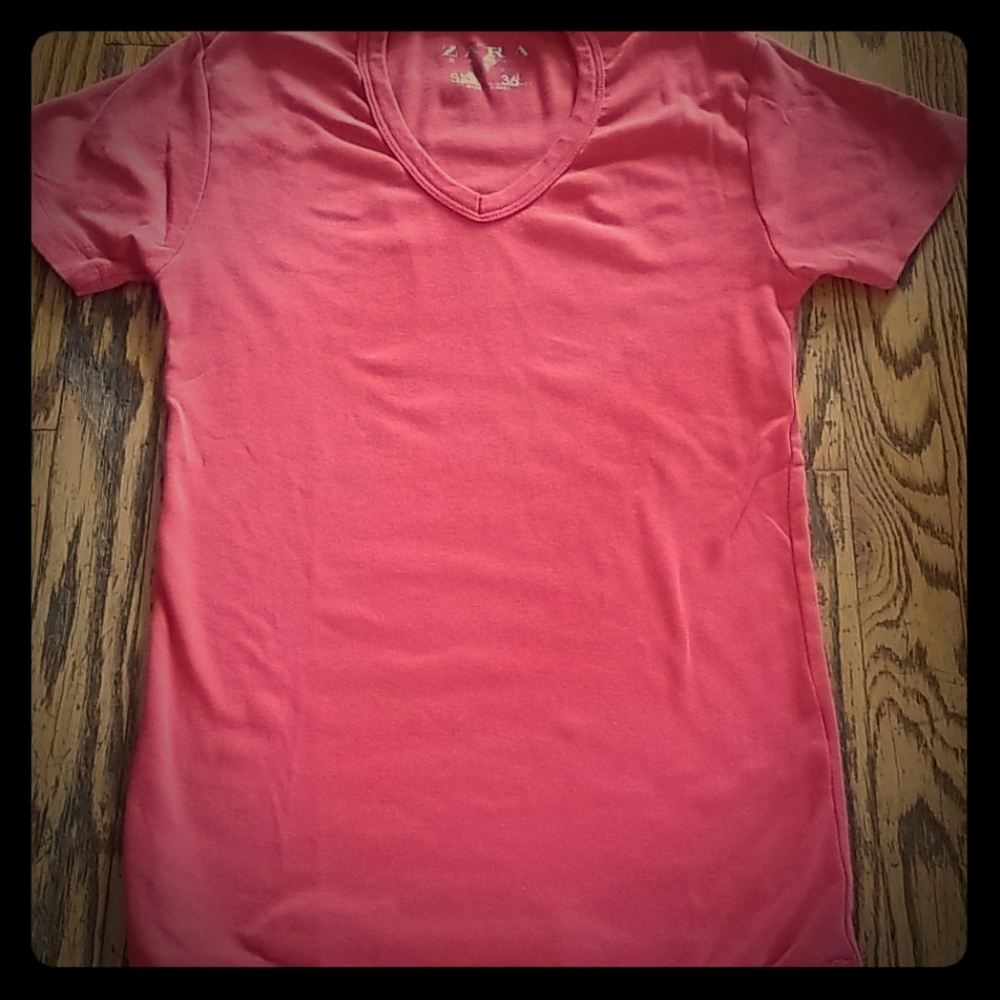 Fitted Vneck Tshirt